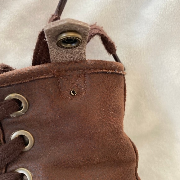 Roxy Bruna Boots - Picture 2 of 5